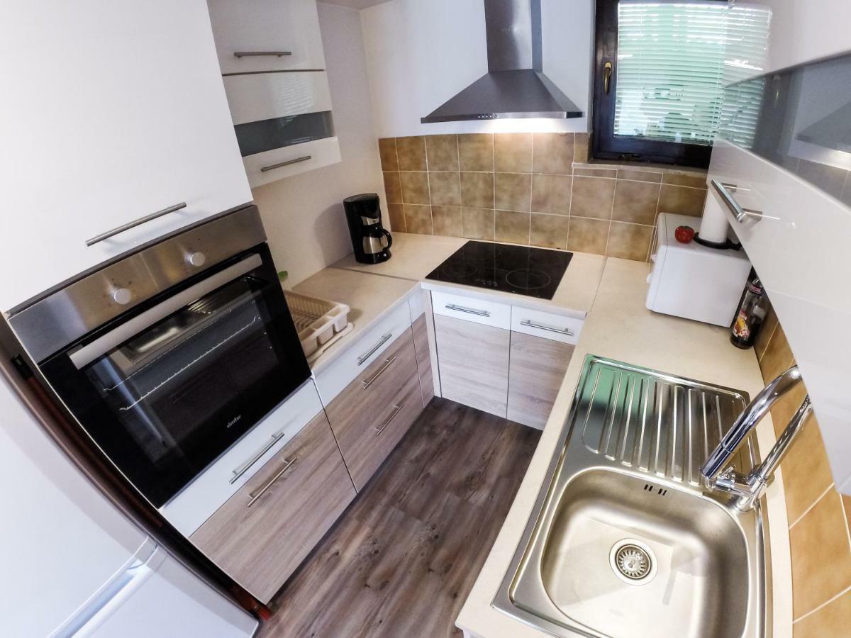 Hisa Pri Jezeru Apartment Dobrovnik Ngoại thất bức ảnh